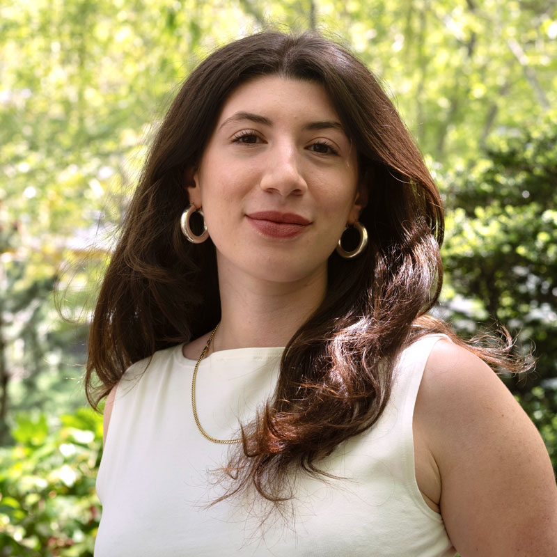 Daniella Ivanir portrait